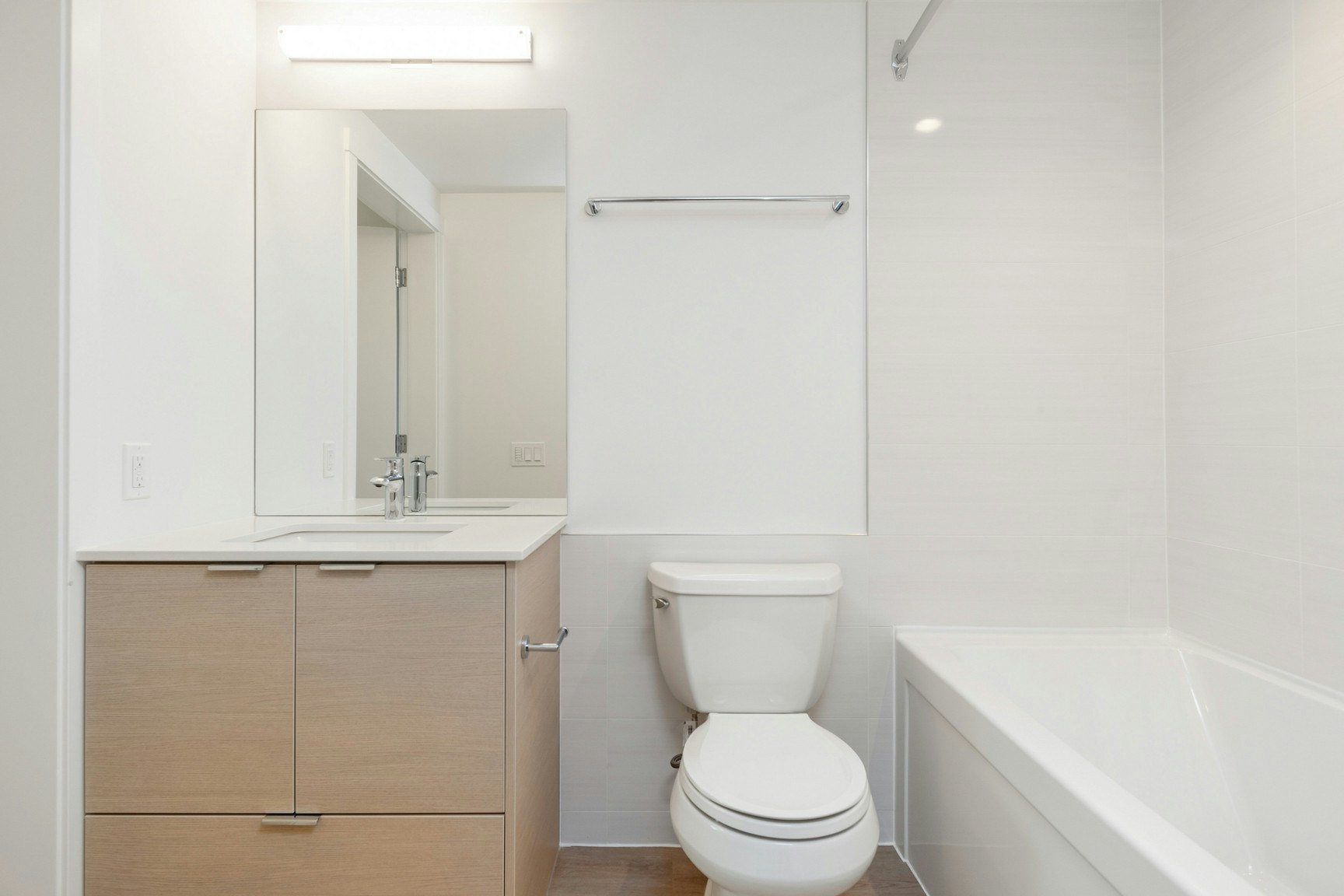 E408-3655 Victoria Drive, Vancouver, BC, V5N 5K9 - 12