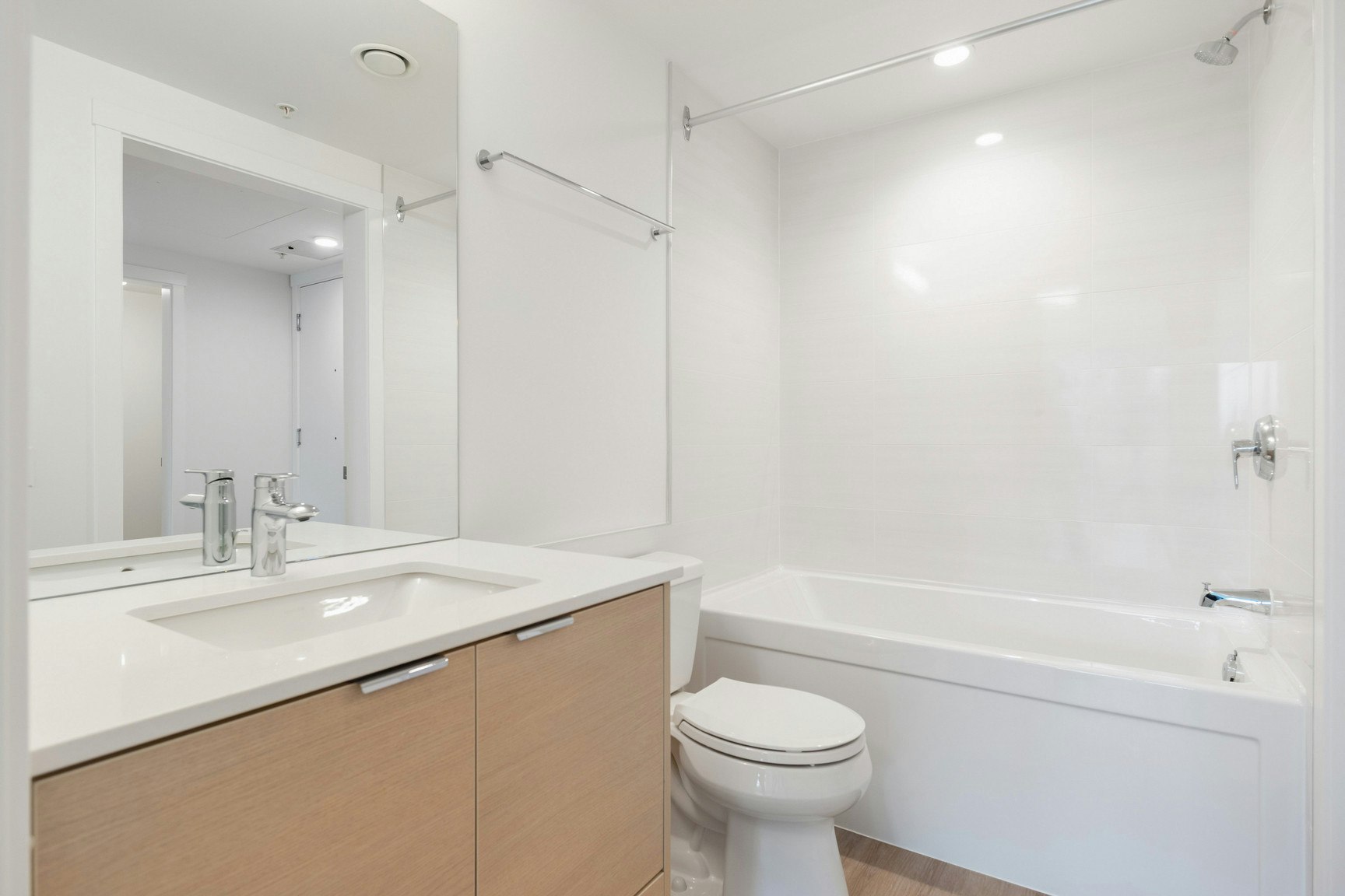 E408-3655 Victoria Drive, Vancouver, BC, V5N 5K9 - 10