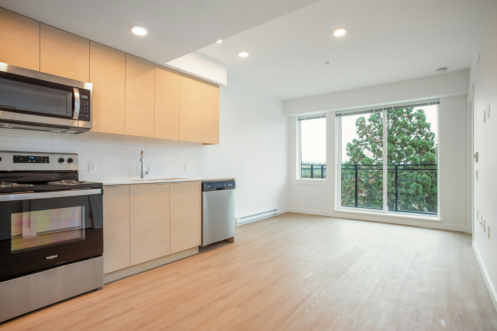 E408-3655 Victoria Drive, Vancouver, BC, V5N 5K9 - 7