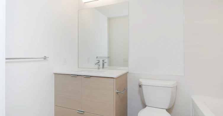 W317-3655 Victoria Drive, Vancouver, BC, V5N 5K9 - 9