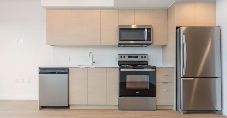 W419-3655 Victoria Drive, Vancouver, BC, V5N 5K9 - 8