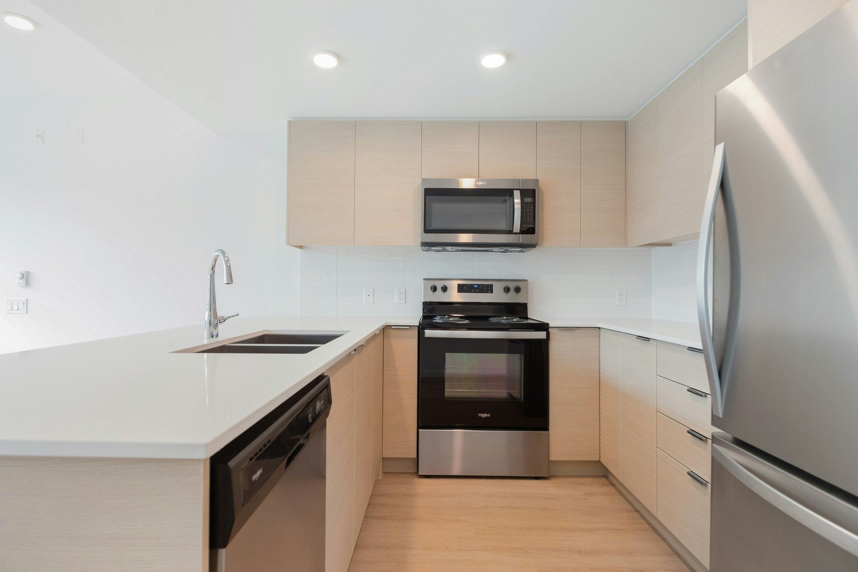 E610-3655 Victoria Drive, Vancouver, BC, V5N 5K9 - 3