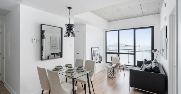 T2A-1211 Berri Rue, Montréal, QC, H2L 0H6