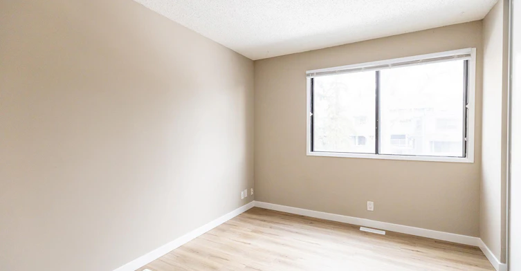 501 40 Avenue NW, Calgary, AB, T2K 5S5 - 13