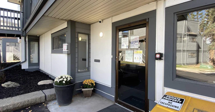501 40 Avenue NW, Calgary, AB, T2K 5S5 - 26