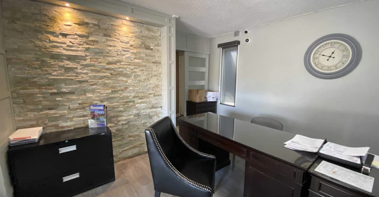 501 40 Avenue NW, Calgary, AB, T2K 5S5 - 27
