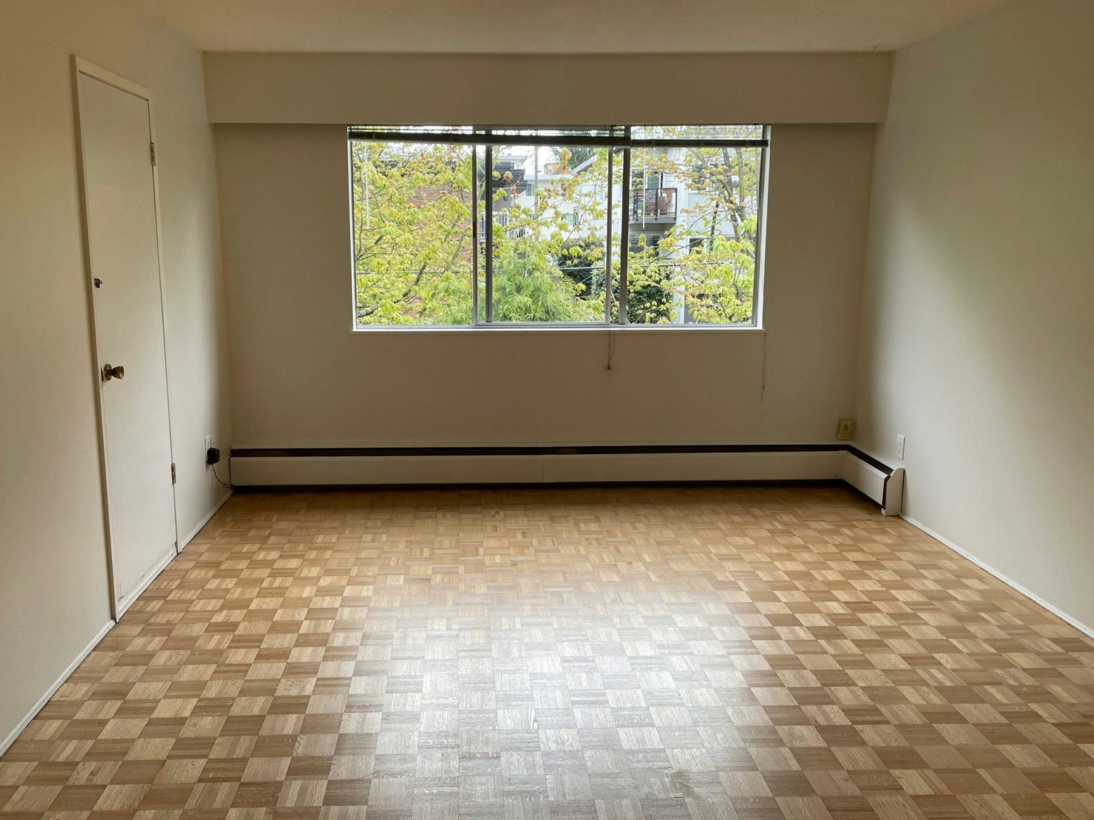 204-43 E 11th Avenue, Vancouver, BC, V5T 2B9 - 3