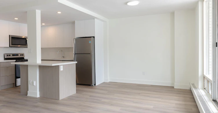 1112-35 David Salomon Drive, Toronto, ON, M3C 1E7 - 5