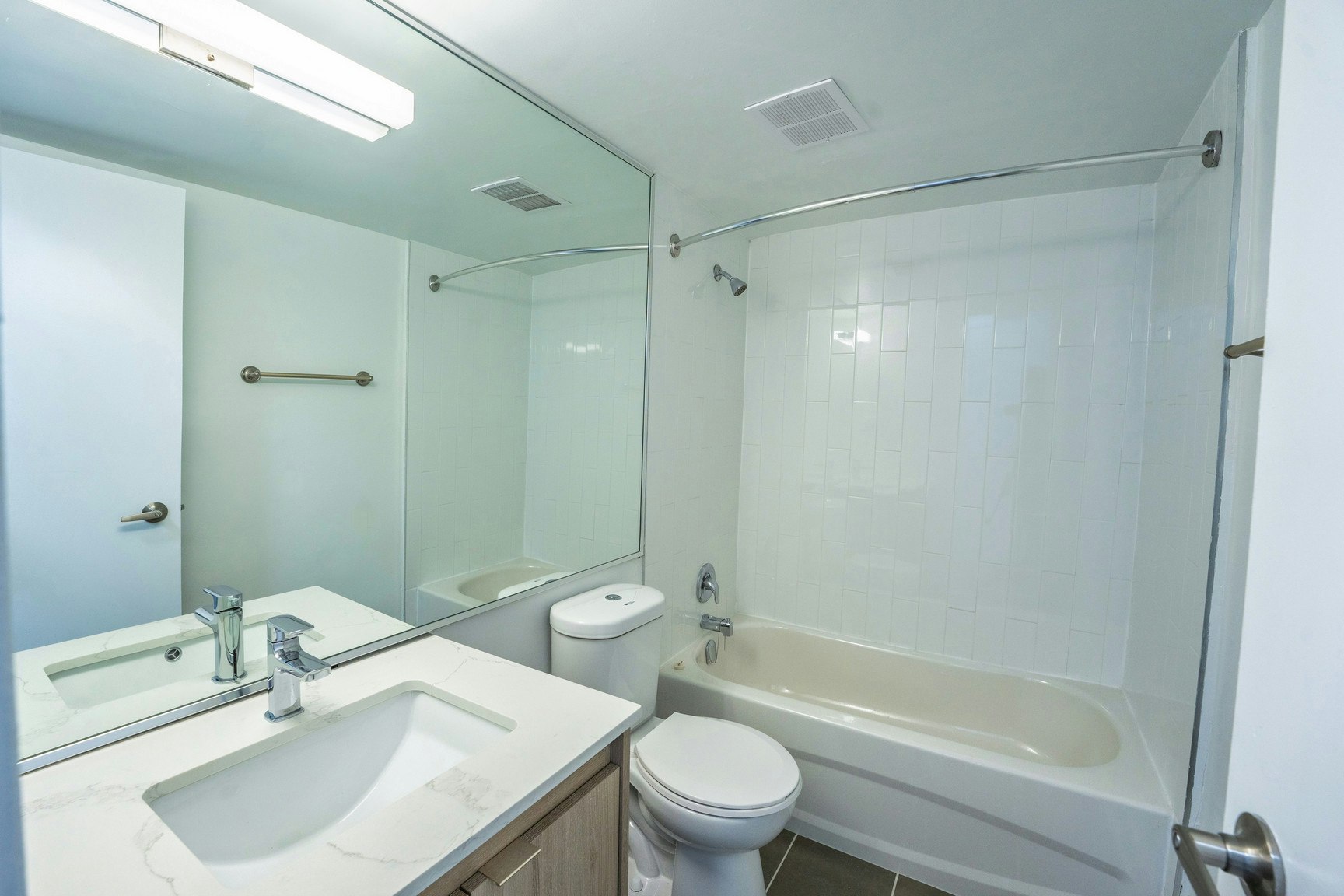 1109-35 David Salomon Drive, Toronto, ON, M3C 1E7 - 10