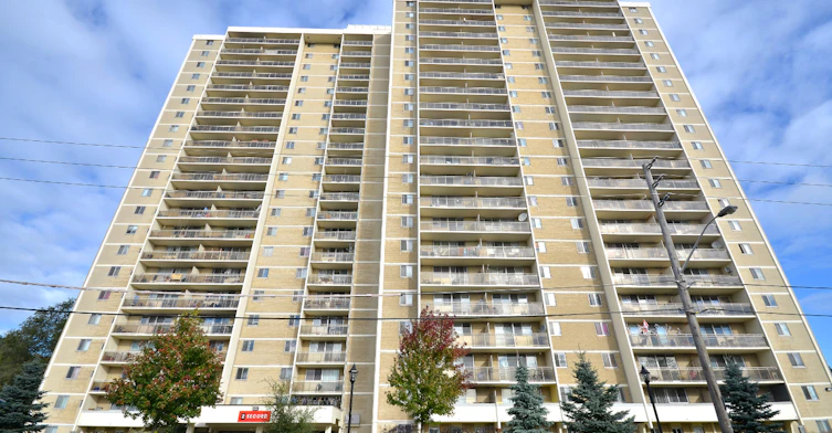 1110-2 Secord Avenue, Toronto, ON, M4C 2C3