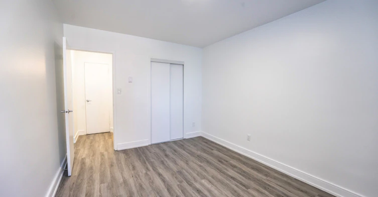 108-90 Eastdale Avenue, Toronto, ON, M4C 5A2 - 5