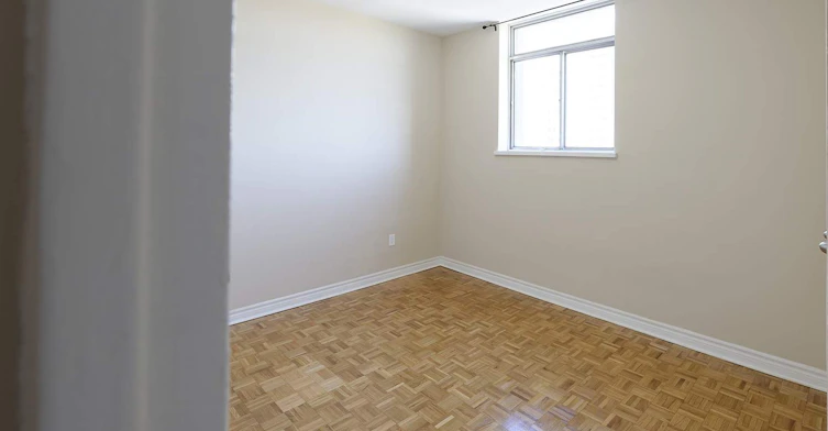 PH02-90 Eastdale Avenue, Toronto, ON, M4C 5A2 - 12