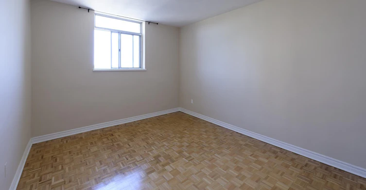PH02-90 Eastdale Avenue, Toronto, ON, M4C 5A2 - 7