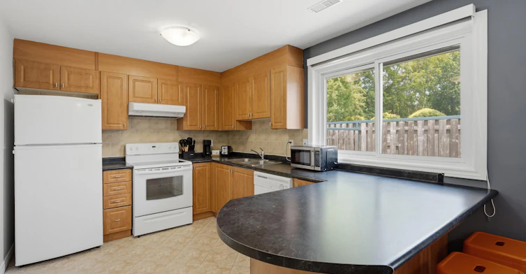 A33-30 Bradmon Drive, St. Catharines, ON, L2M 6T7 - 6