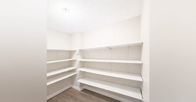 111 146 Avenue SE, Calgary, AB, T2X 1Z1 - 8