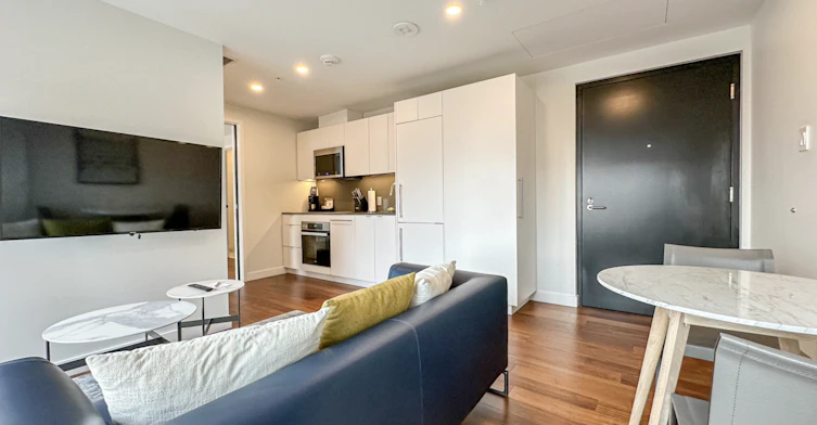 3217-655 Centre Street SW, Calgary, AB, T2G 1S6 - 2