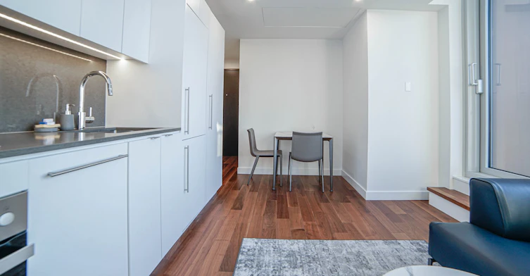 3009-655 Centre Street SW, Calgary, AB, T2G 1S6 - 2