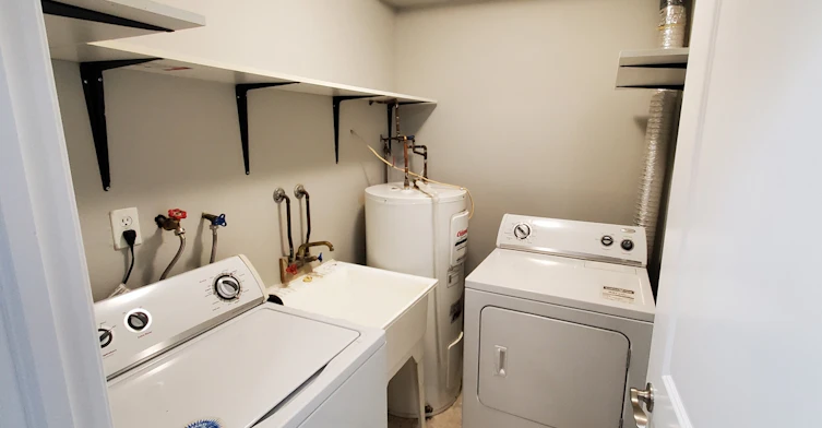 23-246 Lakeshore Road, St. Catharines, ON, L2M 1R6 - 4