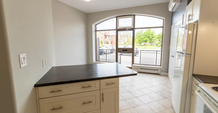 40 Front Street, Thorold, ON, L2V 1X5