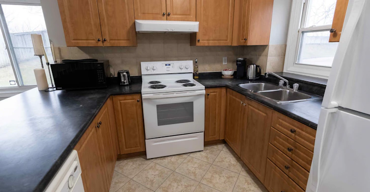 7-7591 Scholfield Road, Niagara Falls, ON, L2J 4E5 - 2