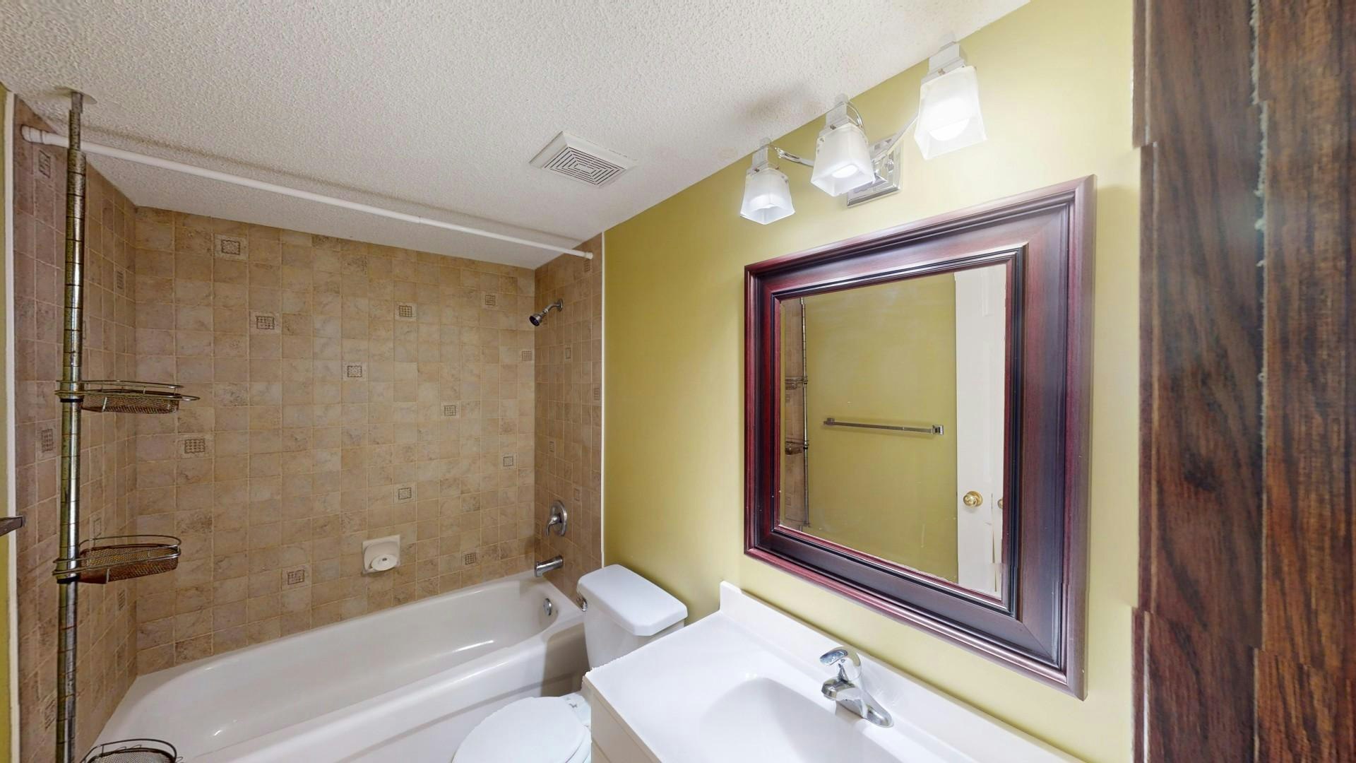 42 Valley Ponds Way NW, Calgary, AB, T3B 5T5 - 12