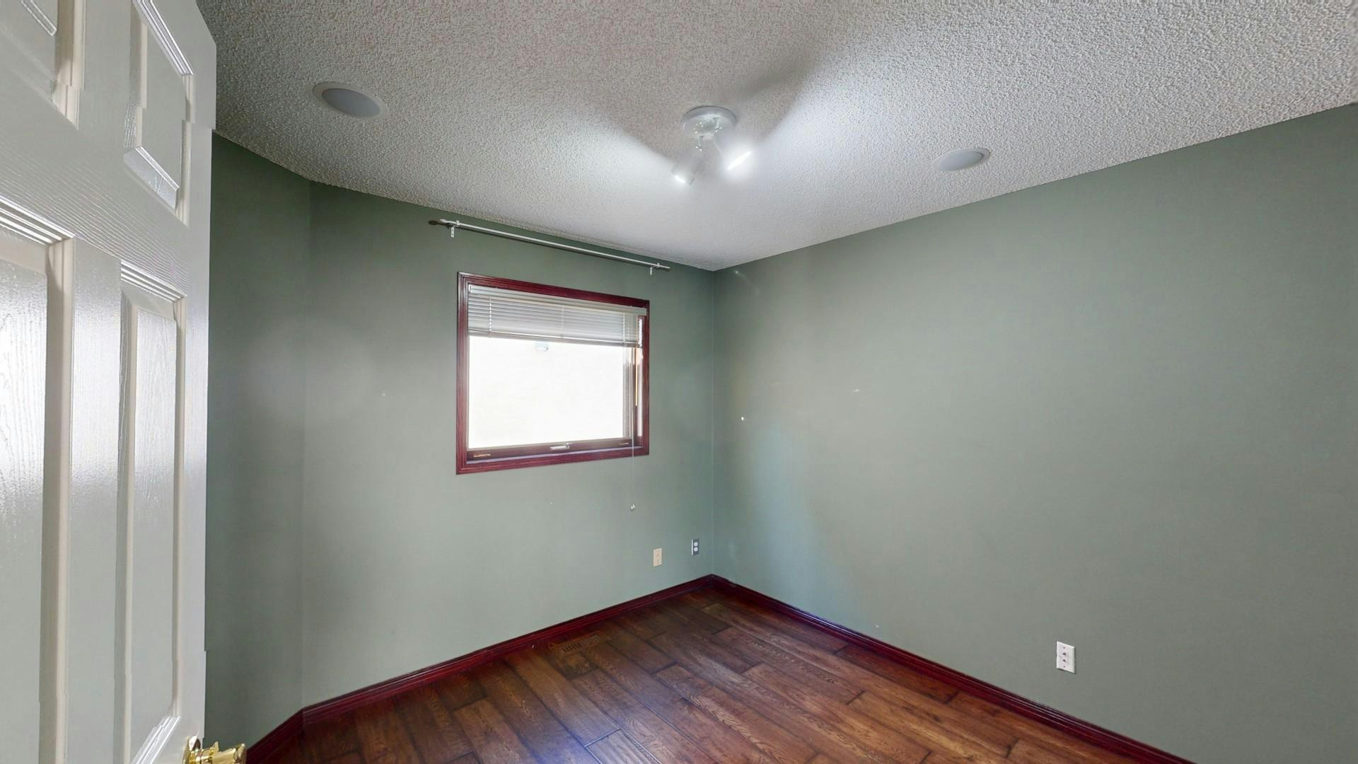 42 Valley Ponds Way NW, Calgary, AB, T3B 5T5 - 16