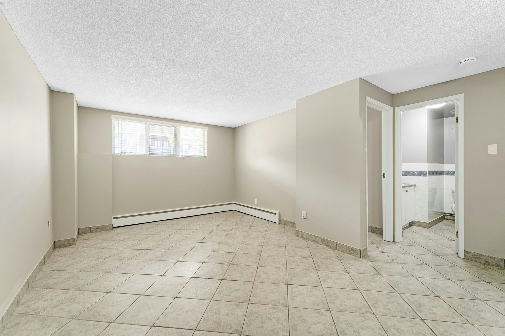 1815 Baseline Road, Ottawa, ON, K2C 0C5