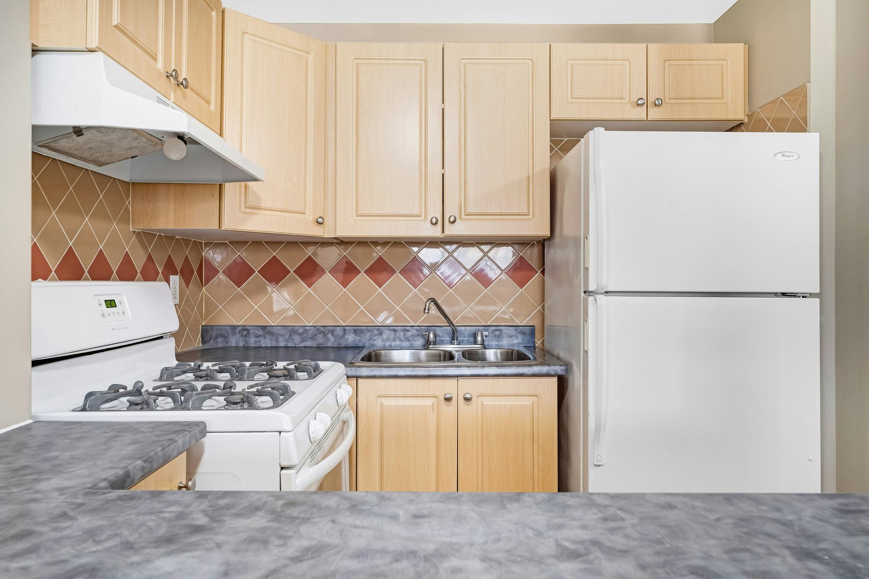 1815 Baseline Road, Ottawa, ON, K2C 0C5 - 2