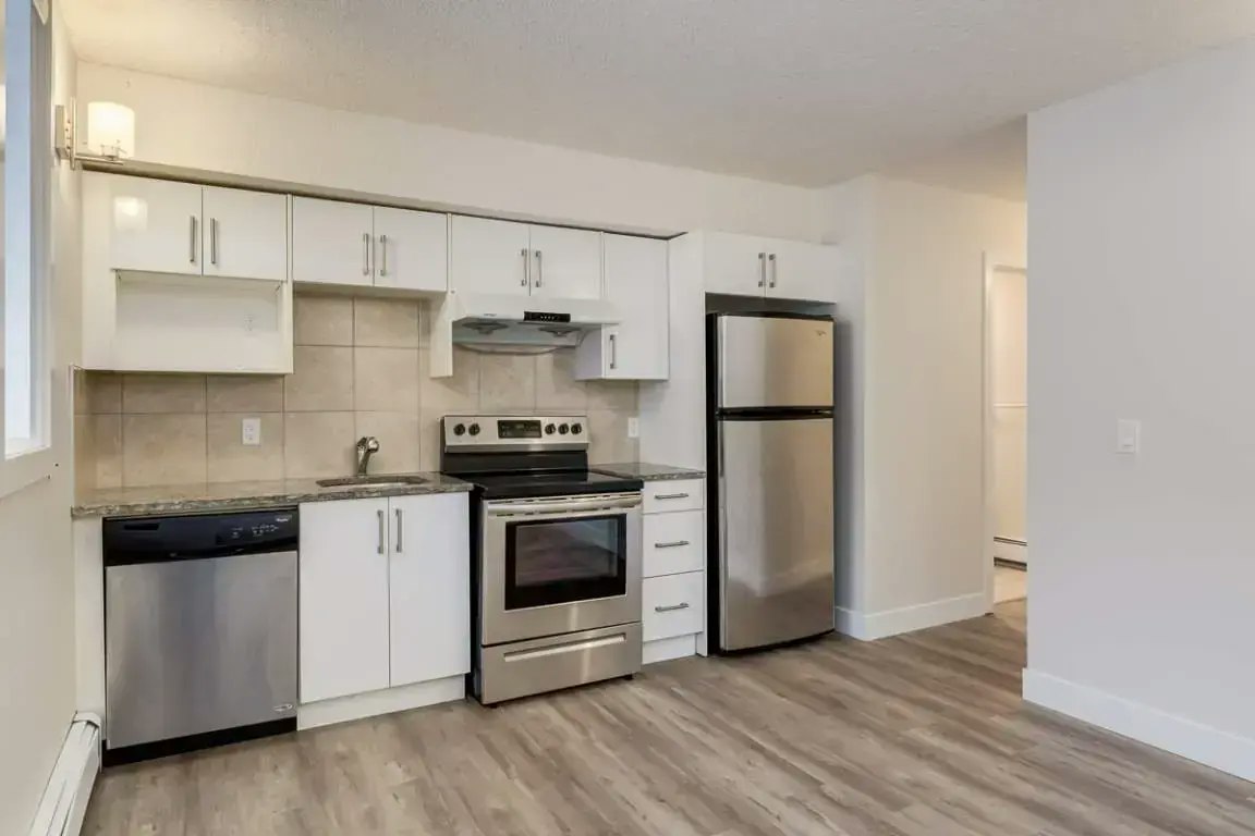 403-127 25 Avenue SW, Calgary, AB, T2S 3G4 - 9