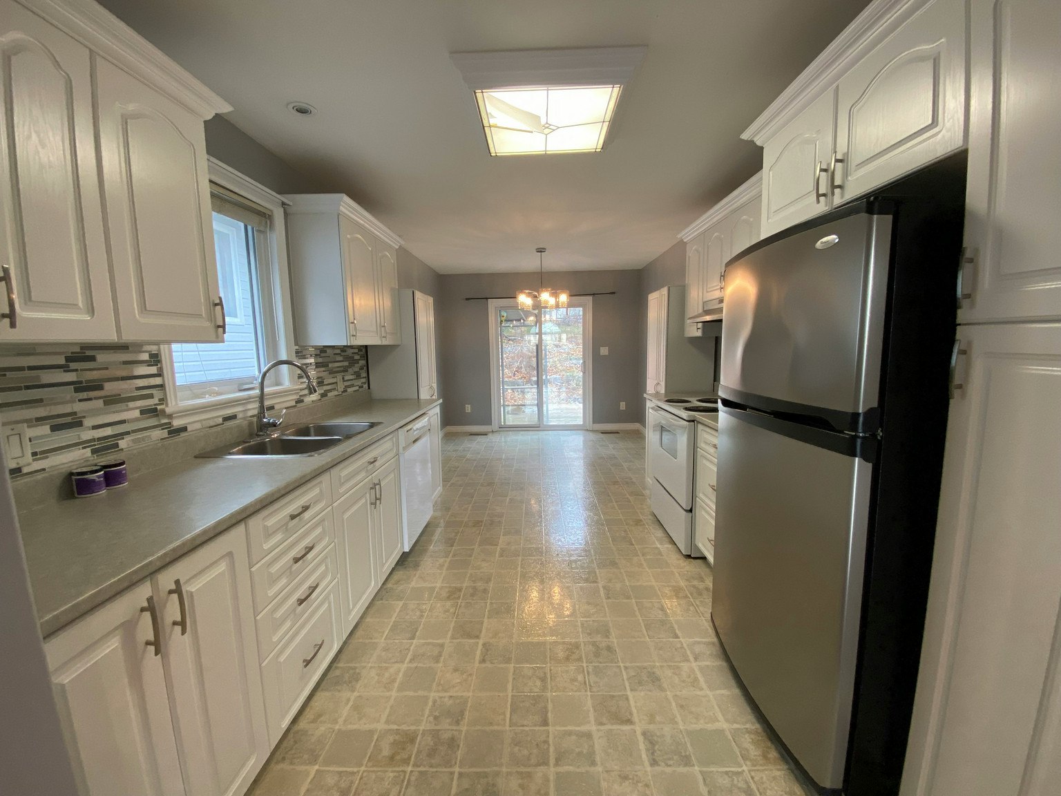 444 Dolshire, Kingston, ON, K7M 9B4 - 6