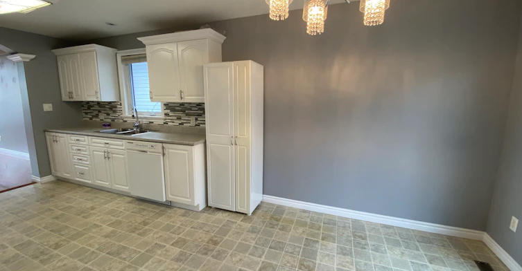 444 Dolshire, Kingston, ON, K7M 9B4 - 9