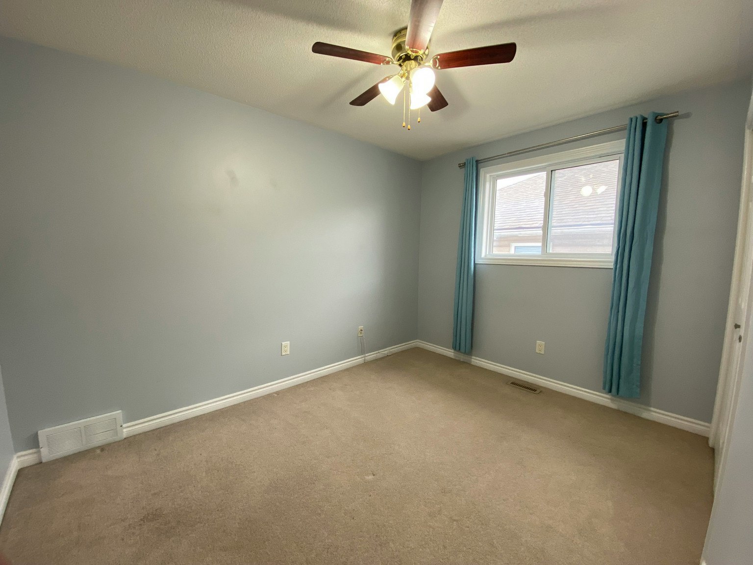 444 Dolshire, Kingston, ON, K7M 9B4 - 10