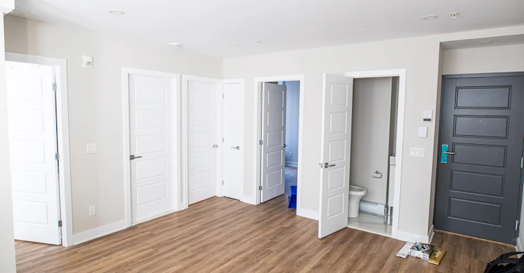 1A-2077 De Maisonneuve Boulevard ouest, Montréal, QC, H3H 1K9 - 6