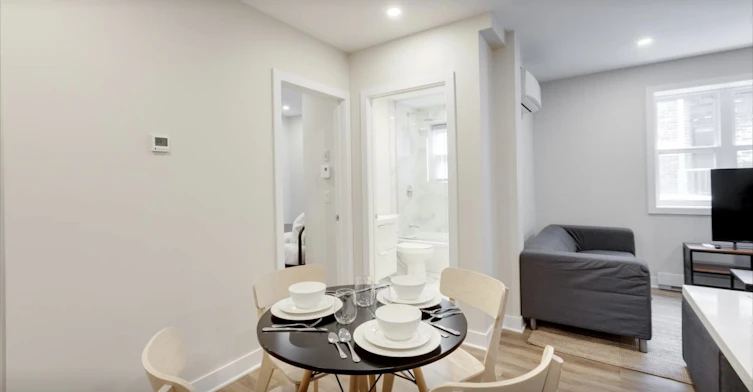 3F-2077 De Maisonneuve Boulevard ouest, Montréal, QC, H3H 1K9 - 2