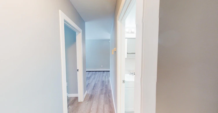 9-128 26 Avenue Northwest, Calgary, AB, T2M 2C7 - 7