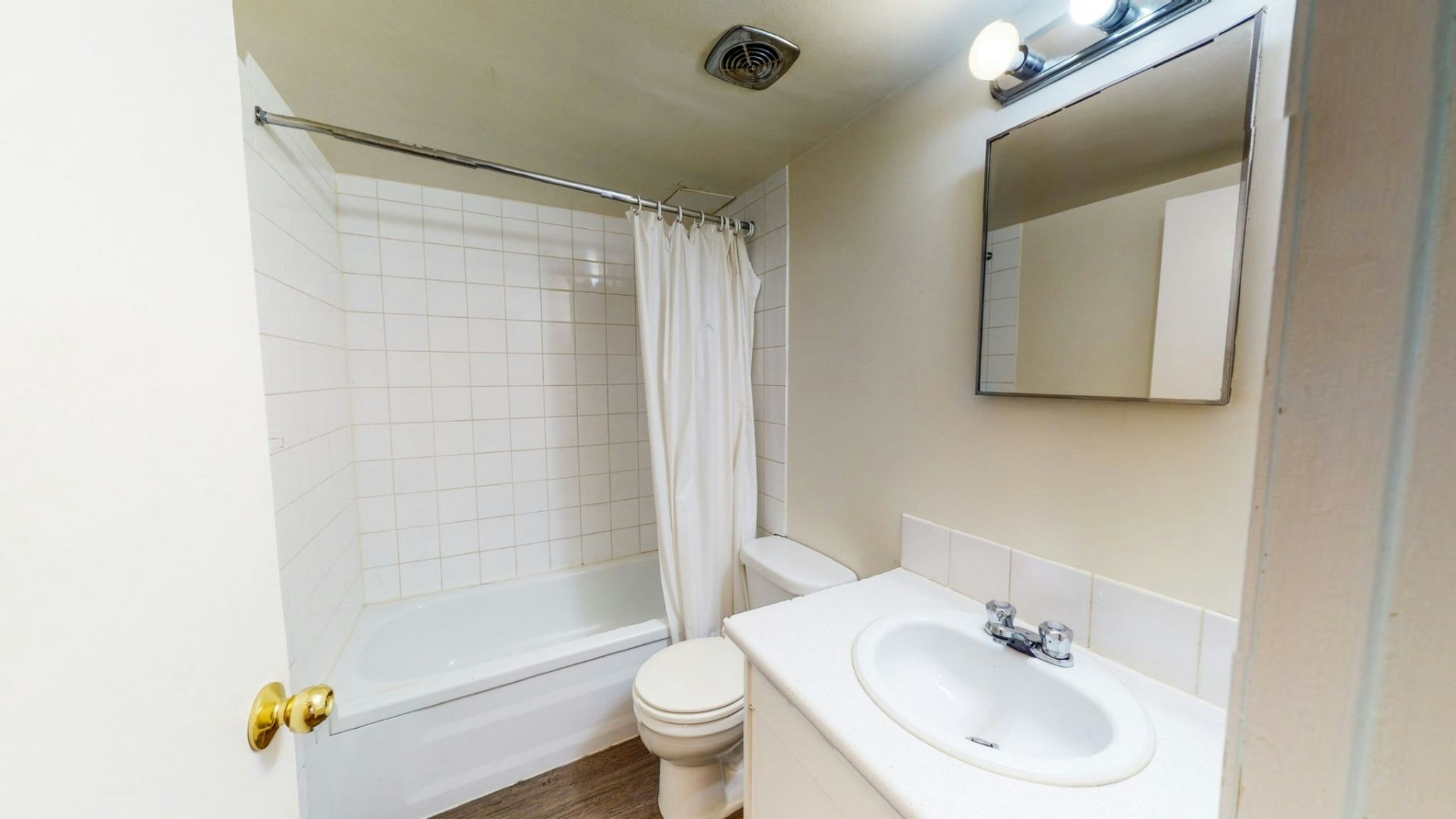 12-128 26 Avenue Northwest, Calgary, AB, T2M 2C7 - 17
