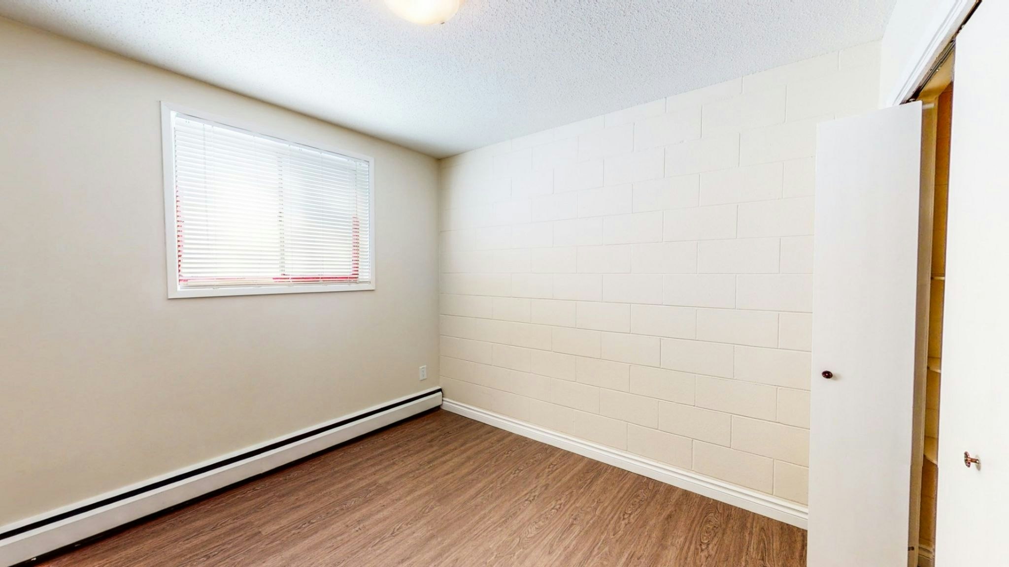 12-128 26 Avenue Northwest, Calgary, AB, T2M 2C7 - 14