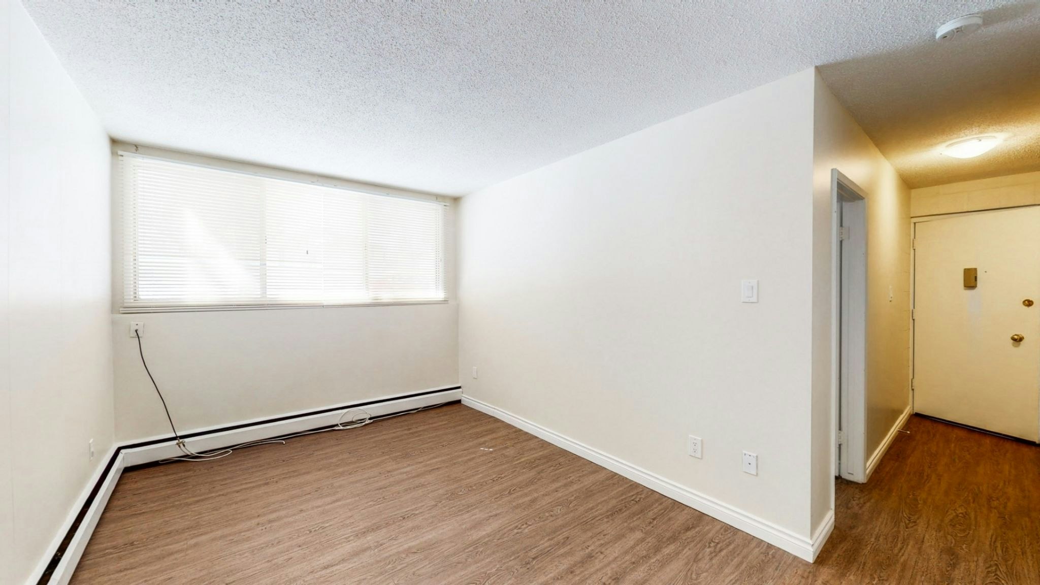 12-128 26 Avenue Northwest, Calgary, AB, T2M 2C7 - 13