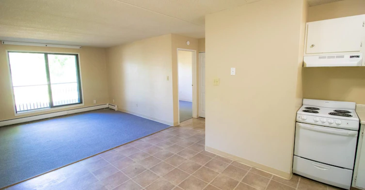 175 Columbia Boulevard West, Lethbridge, AB, T1K 6X4 - 8
