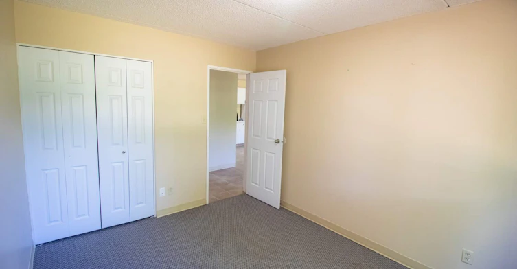 175 Columbia Boulevard West, Lethbridge, AB, T1K 6X4 - 9