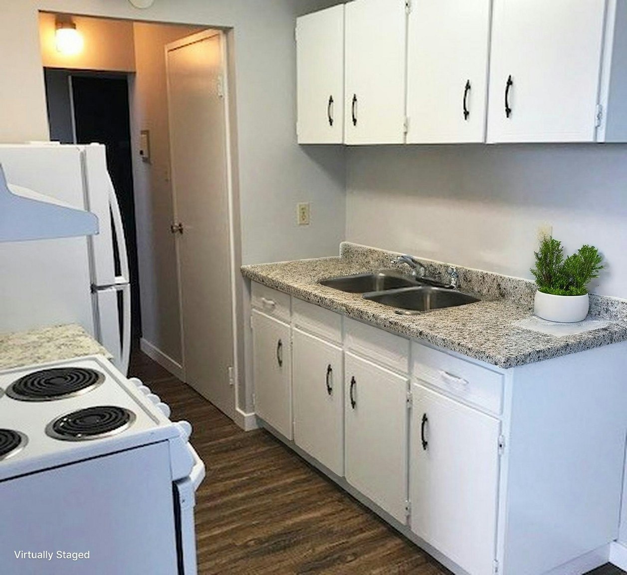 2201 32nd Street South, Lethbridge, AB, T1K 3A7 - 4