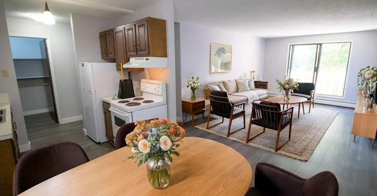 256 Mayor Magrath Drive North, Lethbridge, AB, T1H 3P8 - 2