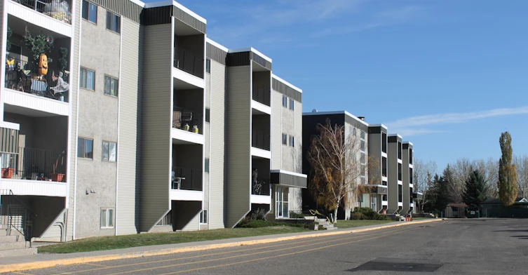 600 Columbia Boulevard West, Lethbridge, AB, T1K 5N8 - 18