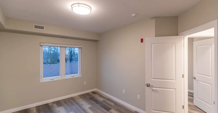 210-6479 Montrose Road, Niagara Falls, ON, L2H 1M1 - 11
