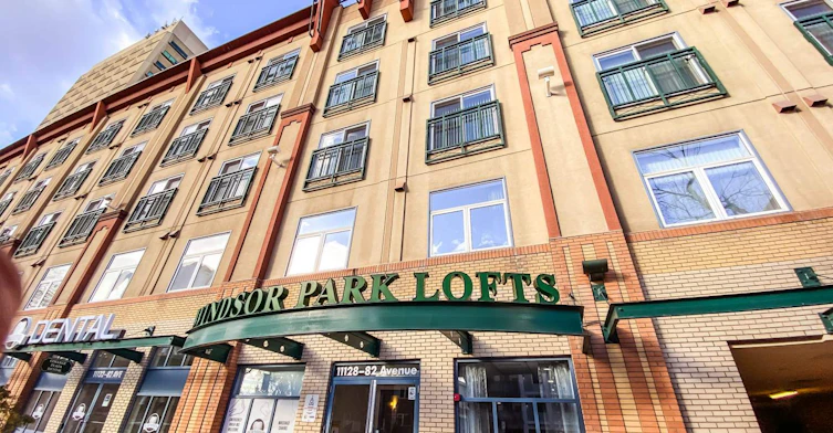 11128 82 Avenue NW, Edmonton, AB, T6G 2C7 - 21