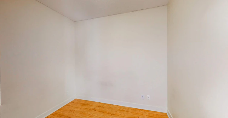 10 Brentwood Common NW, Calgary, AB, T2L 2L6 - 8