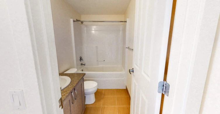 10 Brentwood Common NW, Calgary, AB, T2L 2L6 - 10