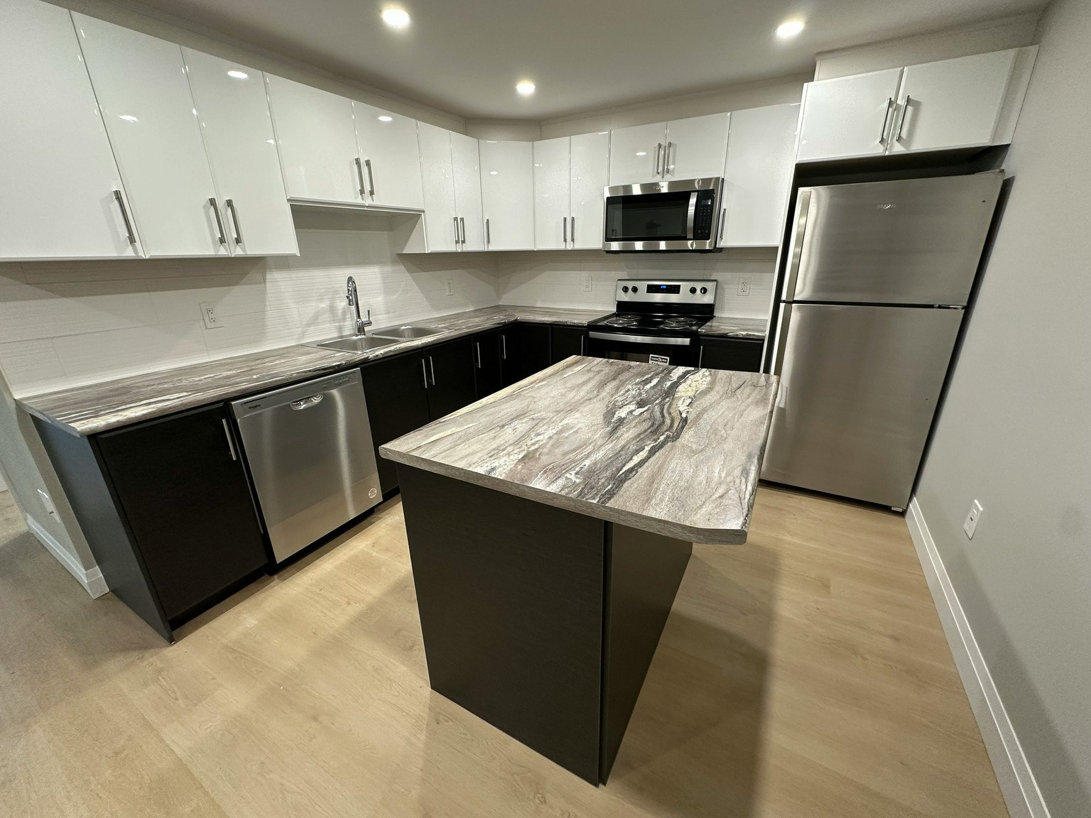258 West Street, Brantford, ON, N3R 6N1 - 8