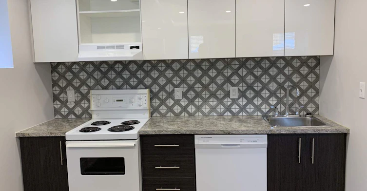 9-575 Maclaren Street, Ottawa, ON, K1R 5K8 - 2