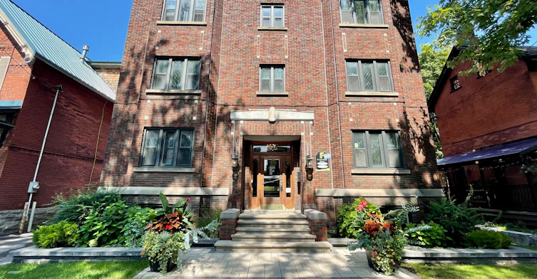 9-575 Maclaren Street, Ottawa, ON, K1R 5K8